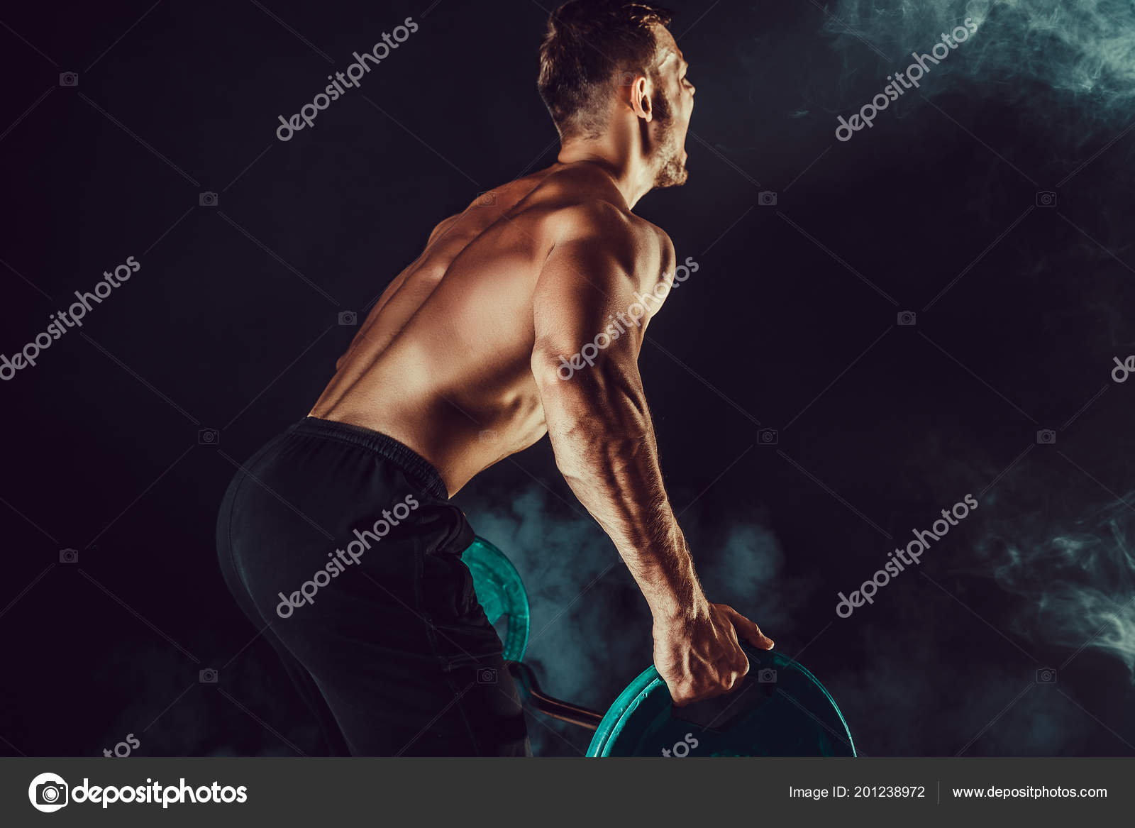 Muskulöser Bodybuilder gut aussehende Männer beim Sport