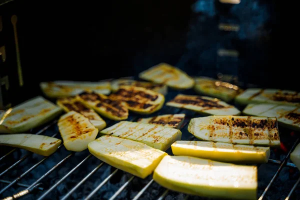 Grilled vegetables on pan — Stock Photo, Image