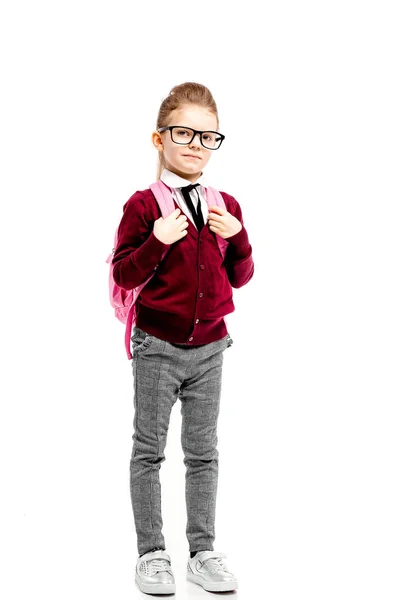 Niño con mochila. Chica en camisa blanca y pantalones grises, redondo — Foto de Stock