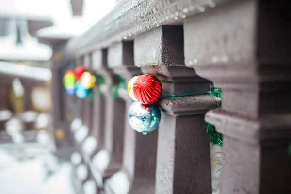 Colorido de cristmas decoração da casa ao ar livre — Fotografia de Stock