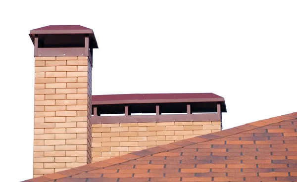 Chimenea de ladrillo rojo, Textura gris del tejado del azulejo de acero