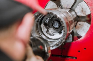 Sondaj için boru kalitesinin teşhisi