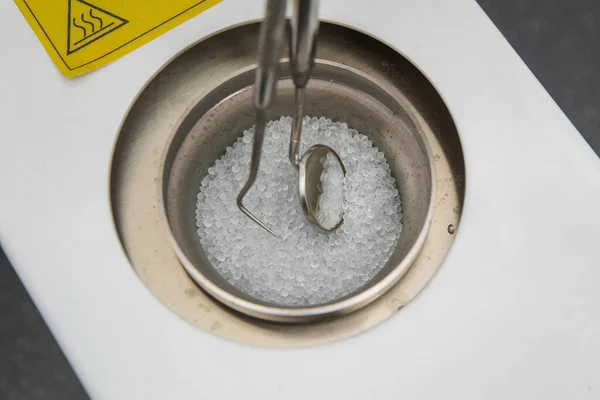 Diş aletlerinin sterilizasyonu. Aletlerin sterilizasyonu. Sterilizasyon aygıtı