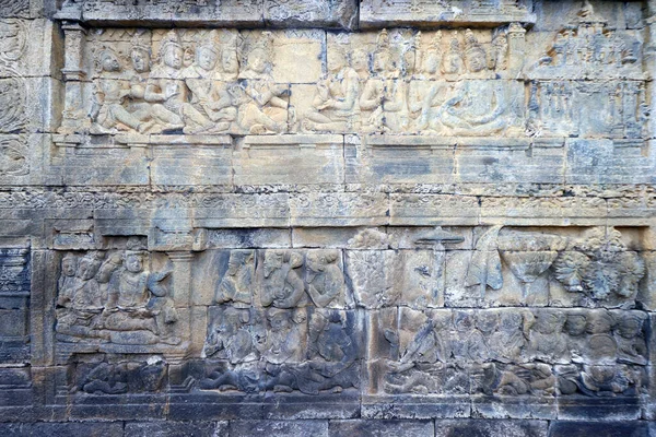Borobudur, 9. yüzyıl Mahayana Budist Tapınağı. UNESCO Dünya Mirası. Buda 'nın yaşamını kurtarmak için yardım. Java. Endonezya.