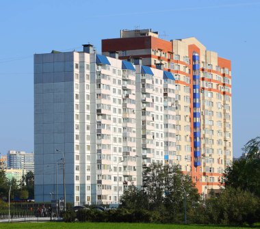 Multifamily ev Tovarischesky prospekt 32/1 Saint Petersburg Rusya Eylül 2018