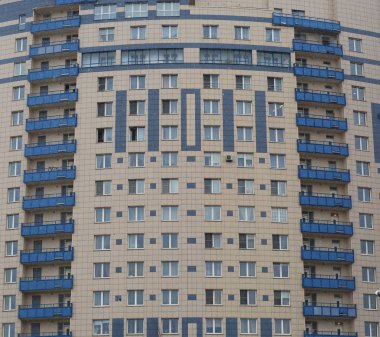 Bir apartman, 31 k2 ulitsa Kollontai, St Petersburg, Rusya, Şubat 2019 cephe