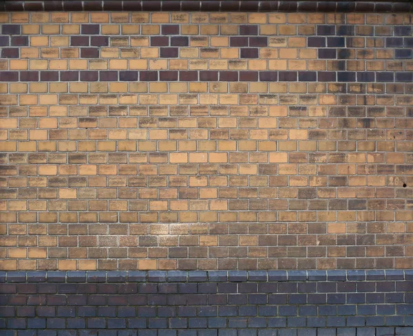 Стена Светло Коричневого Темно Коричневого Кирпича — стоковое фото