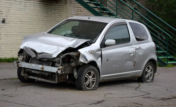 Couleur Argent Voiture Cassée Après Accident — Photo