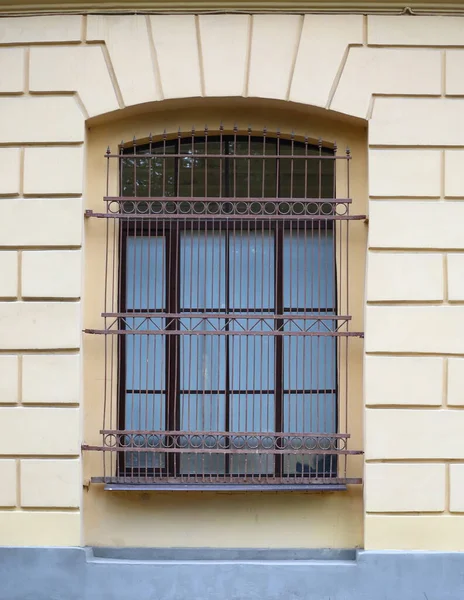 Big Window Metal Barrier — Stock Photo, Image