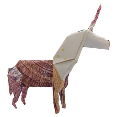 Kırmızı tek boynuzlu at Mystic hayvan katlanmış Para Origami ile beyaz arka plan üzerinde izole gerçek 10 Euro Not