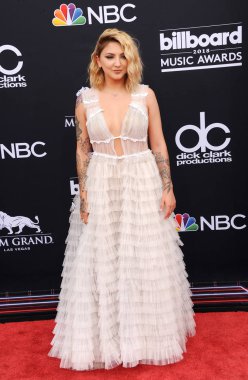 singer Julia Michaels at the 2018 Billboard Music Awards held at the MGM Grand Garden Arena in Las Vegas, USA on May 20, 2018.