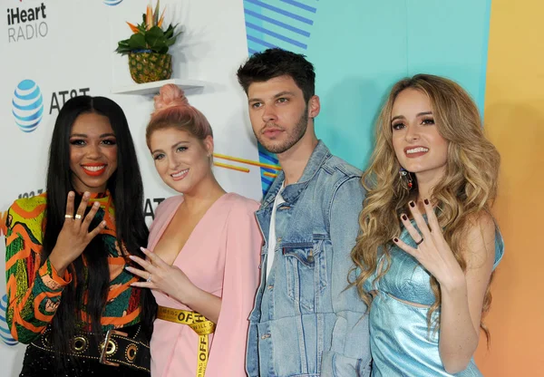 Carvena Jones James Graham Meghan Trainor Iheartradio 102 Kiis Wango — Stock fotografie