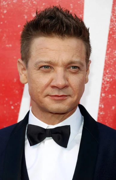 Jeremy Renner Première Los Angeles Tag Regency Village Theatre Westwood — Photo