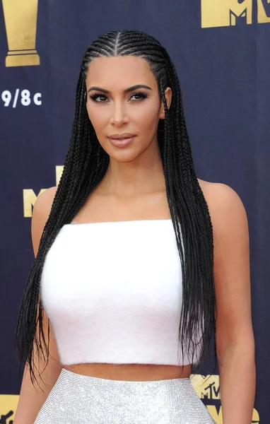 Kim Kardashian Mtv Movie Awards 2018 Realizado Barker Hangar Santa — Fotografia de Stock