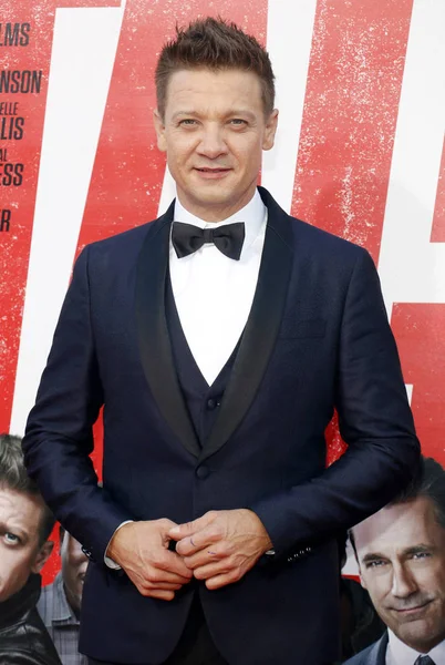 aktör Jeremy Renner, Los Angeles premiere 'etiketinin Regency köyü tiyatro Westwood, ABD 7 Haziran 2018 düzenlenen'.