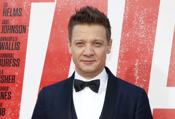 aktör Jeremy Renner, Los Angeles premiere 'etiketinin Regency köyü tiyatro Westwood, ABD 7 Haziran 2018 düzenlenen'.