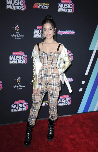Jenna Ortega Στο 2018 Disney Radio Music Awards Που Πραγματοποιήθηκε — Φωτογραφία Αρχείου