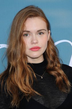 aktris Holland Roden Hbo'nın sınırlı serisi 'Keskin nesneleri Cinerama kubbesi Hollywood, ABD 26 Haziran 2018 düzenlenen' Los Angeles galasında.