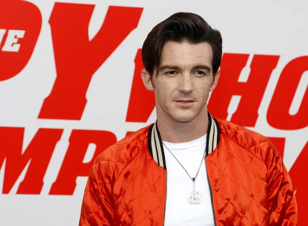 Acteur Drake Bell Los Angeles Première Van Spy Who Gedumpt — Stockfoto