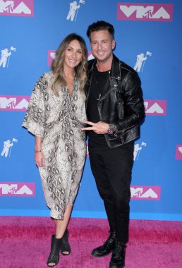 Ryan Tedder ve Genevieve Tedder 2018 Mtv Video Müzik Ödülleri'nde Radio City Music Hall New York, ABD'de 20 Ağustos 2018 düzenlenen.