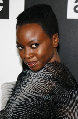 27 Eylül 2018 Los Angeles, ABD Dga Tiyatrosu'nda düzenlenen Amc'ın 'The Walking Dead' sezon 9 galasında Danai Gurira.