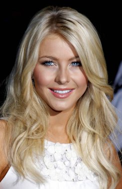 dansçı Julianne Hough, Los Angeles premiere ' High School Musical 3: Senior Year' Galen Center, Los Angeles, California, Amerika Birleşik Devletleri 16 Ekim 2008 tarihinde düzenlenen.