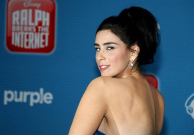 5 Kasım 2018 Hollywood, ABD El Capitan Tiyatrosunda oyuncu Sarah Silverman 'Ralph Internet tatili' Dünya galasında düzenlenen.