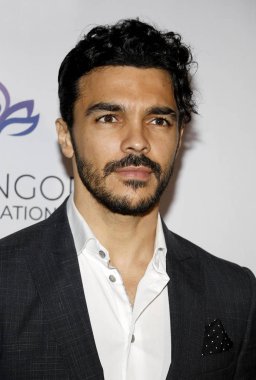 8 Kasım 2018 Four Seasons Hotel Beverly Hills, ABD şarkıcı Shalim Ortiz Eva Longoria Vakfı yemek töreni'nde düzenlenen.