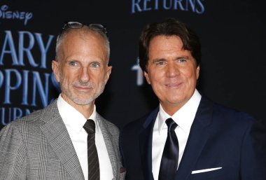 Rob Marshall ve John Deluca Disney's 'Returns Mary Poppins 29 Kasım 2018 Hollywood, ABD Dolby tiyatroda düzenlenen' Dünya galasında.