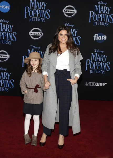 Tiffani Thiessen Och Harper Renn Smith Världspremiären Disneys Mary Poppins — Stockfoto