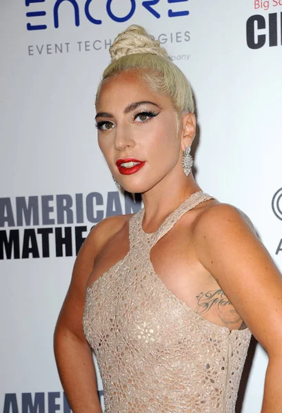 Lady Gaga 32ª Entrega Del American Cinematheque Award Honor Bradley — Foto de Stock