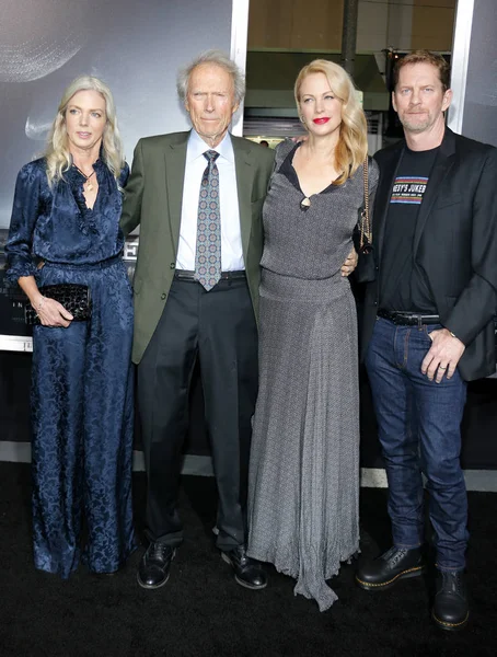 Christina Sandera Clint Eastwood Alison Eastwood Och Stacy Poitras Världspremiären — Stockfoto