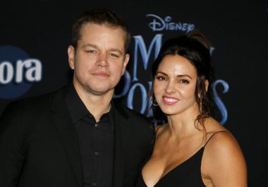 Matt Damon ve Luciana Barroso Disney's 'Returns Mary Poppins 29 Kasım 2018 Hollywood, ABD Dolby tiyatroda düzenlenen' Dünya galasında.