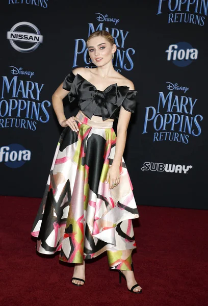 Herečka Meg Donnelly Světové Premiéře Disneyho Mary Poppins Vrátí Koná — Stock fotografie