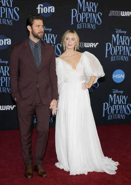 John Krasinski Emily Blunt Verdenspremiere Disneys Mary Poppins Returns Avholdt – stockfoto