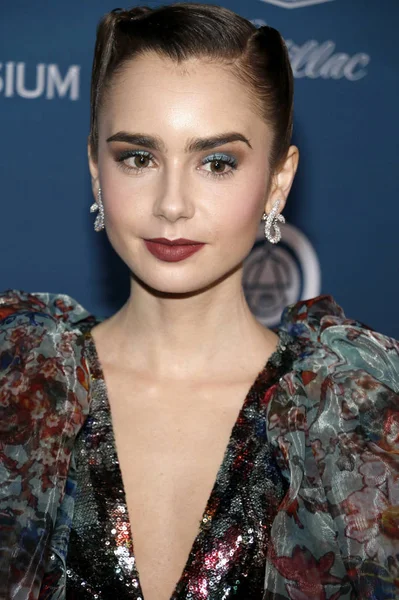 Lily Collins Ünnepségen Elysium Art Éves Mennyben Tartott Privát Helyszín — Stock Fotó