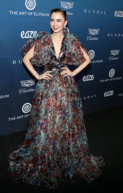 5 Ocak 2019 Los Angeles, ABD özel mekan Lily Collins Elysium sanat'ın 12 yıllık cennet şenlikte düzenlenen.