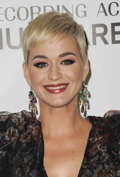 Katy Perry 2019 Musicares Személy Tiszteletére Dolly Parton Tartott Los — Stock Fotó