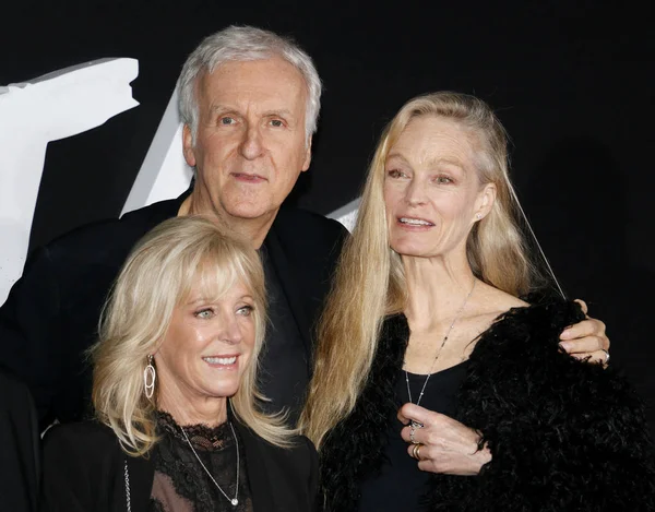 James Cameron Och Suzy Amis Cameron Los Angeles Premiär Alita — Stockfoto