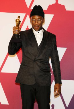 Mahershala Ali 91 yıllık Akademi Ödülleri - basın odası Loews Hotel Hollywood, ABD'de 24 Şubat 2019 düzenlenen.