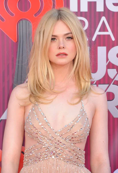 Schauspielerin Elle Fanning Bei Den Iheartradio Music Awards 2019 März — Stockfoto