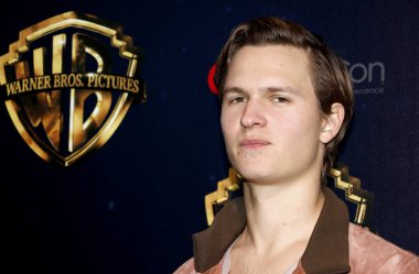 aktör Ansel Elgort at the 2019 Cinemacon-Warner Bros. resimler ' büyük resim ' sunum Caesars Palace Las Vegas 'ta düzenlenen, Nisan 'da ABD 2, 2019.