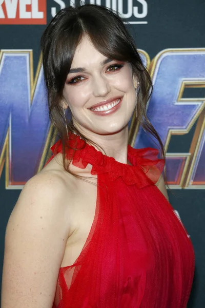 Elizabeth Henstridge — Stockfoto