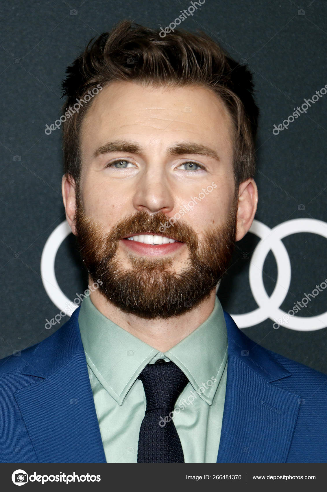 chris evans avengers premiere