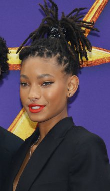 aktris Willow Smith 21 Mayıs 2019 tarihinde Hollywood'daki El Capitan Tiyatrosu'nda düzenlenen 'Aladdin'in Los Angeles galasında.