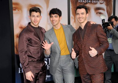 Kevin jonas, joe jonas ve nick jonas