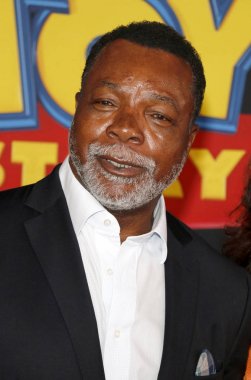 aktör Carl Weathers 11 Haziran 2019 tarihinde Hollywood,ABD'deki El Capitan Tiyatrosu'nda düzenlenen 'Oyuncak Hikayesi 4'ün Dünya prömiyerinde.