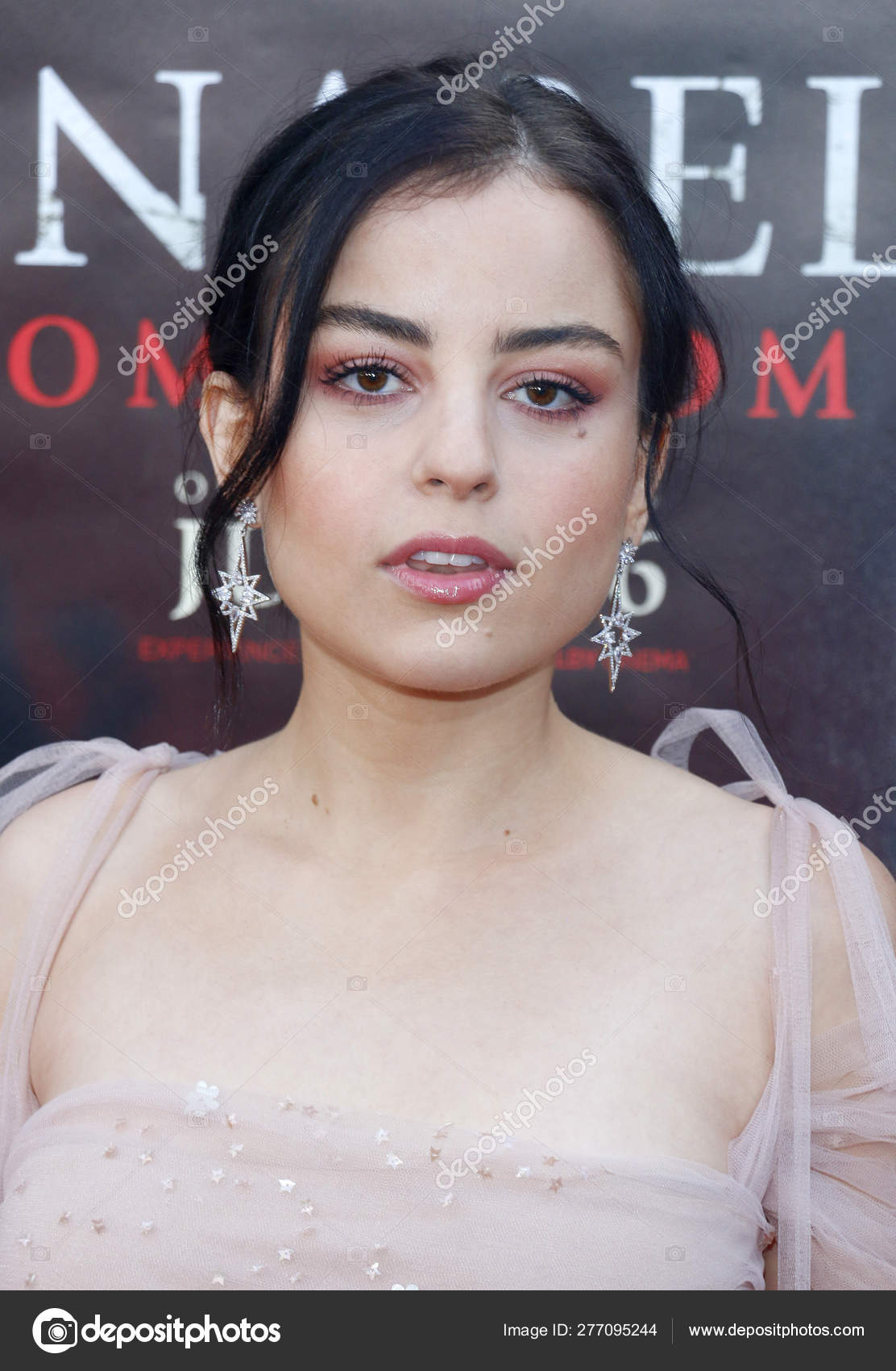 Katie Sarife — Stock Editorial Photo © PopularImages #277095244