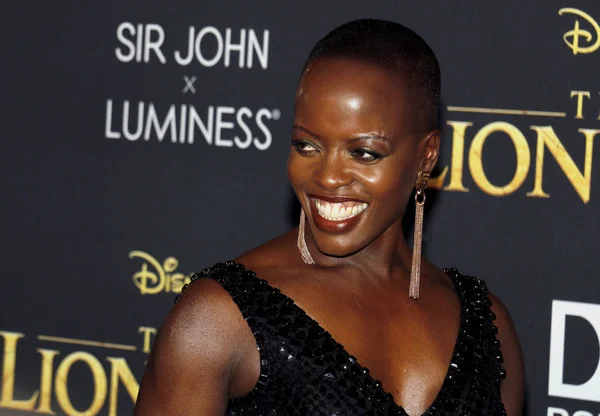 Actriz Florence Kasumba Estreno Mundial Lion King Celebrado Dolby Theatre — Foto de Stock