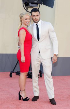 Britney Spears ve Sam Asghari Los Angeles prömiyeri ' bir kez Hollywood 'Da ' TCL Çin Tiyatrosu IMAX Hollywood 'da, ABD 22 Temmuz 2019 tarihinde düzenlenen upon.
